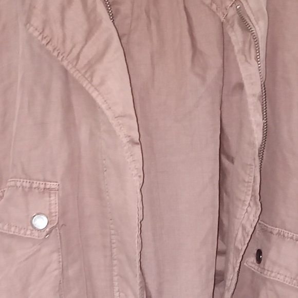 Jacket - Picture 2 of 8